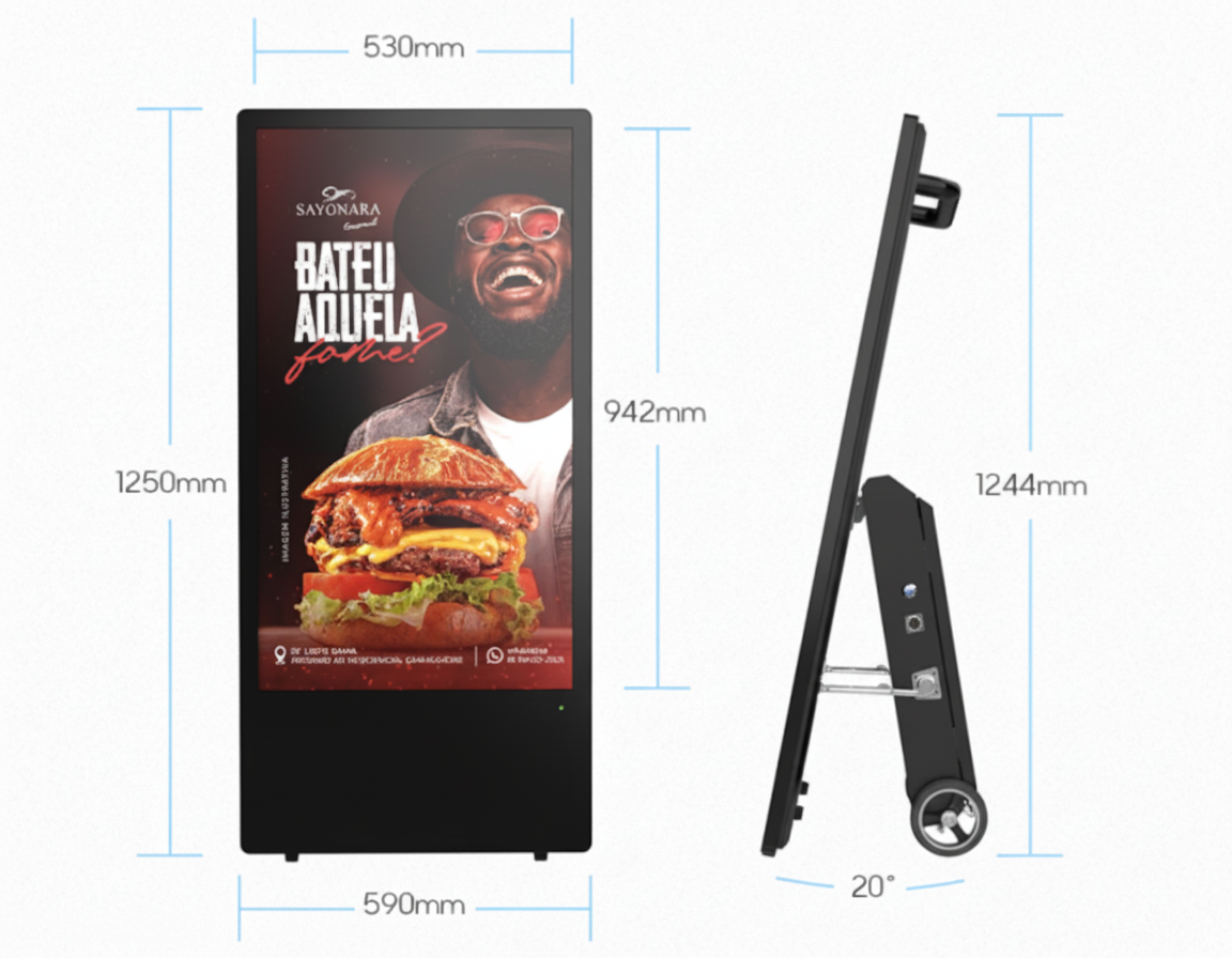 BORA OUTDOOR - 43" deployed in a professional B2B setup (digital street furniture)