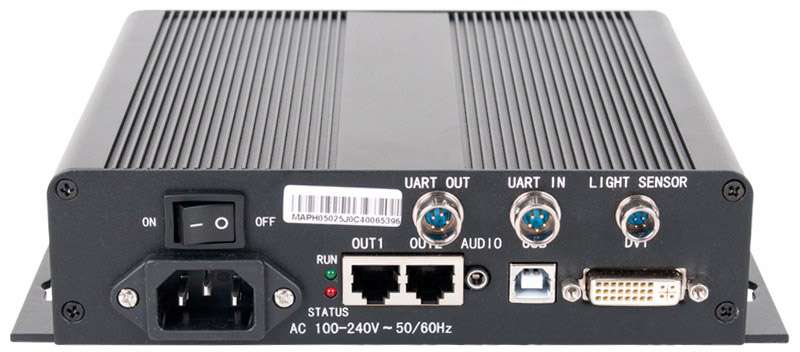 Novastar MCTRL300 vue de face, processeur vidéo led en fonctionnement