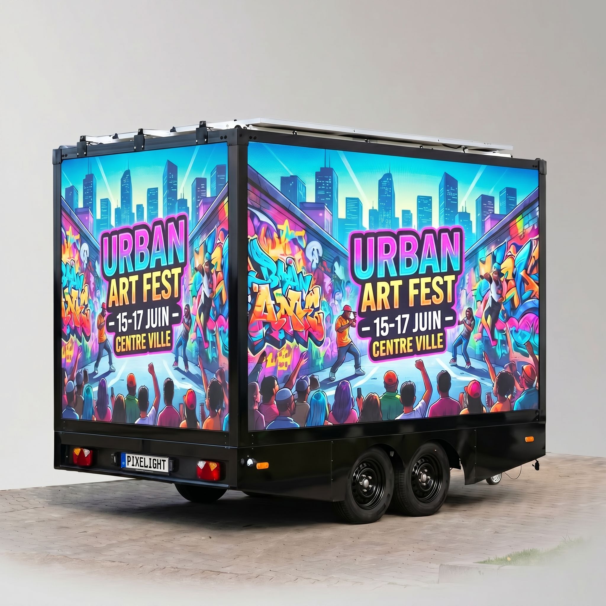 Rear side of the URBAN PIXTRAIL 3.9 - Remorque équipé d'écrans publicitaires Led outdoor: rigging, power supply and receiving card